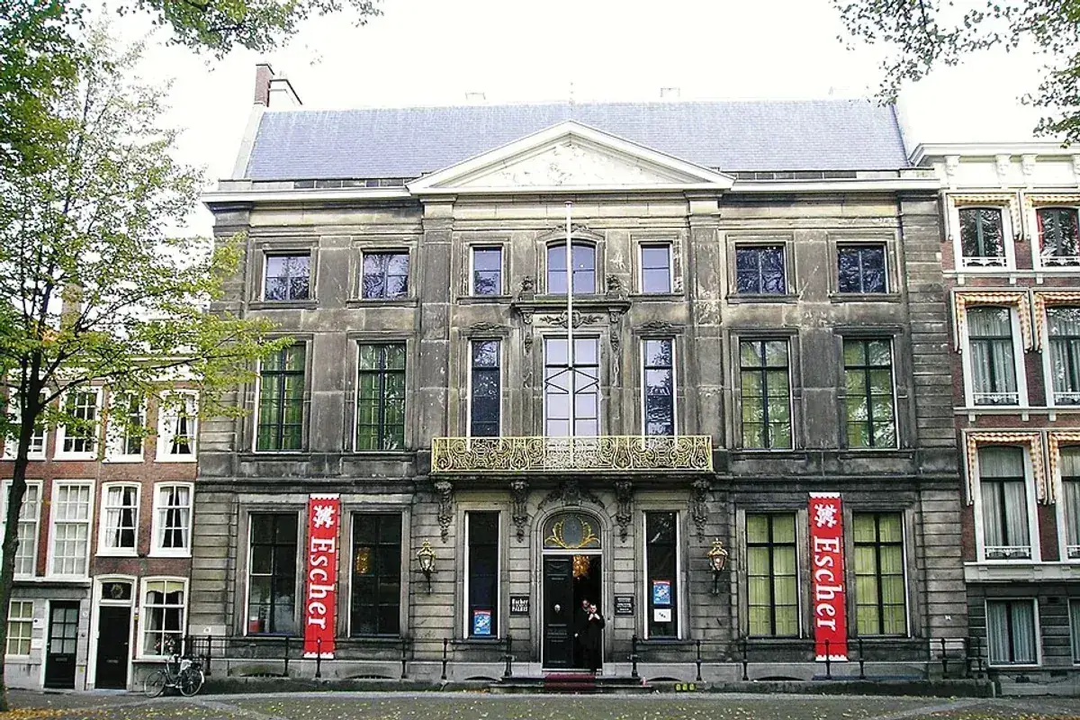 Escher in Het Paleis in Den Haag